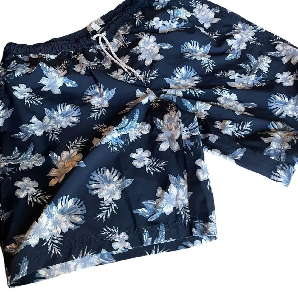Ocean Coast size large Floral Print Swim Shorts like new see pics